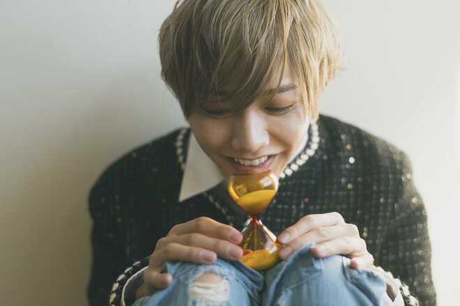 松井奏　撮影／冨田望　ヘアメイク／大森創太（IKEDAYA TOKYO）（9/10）