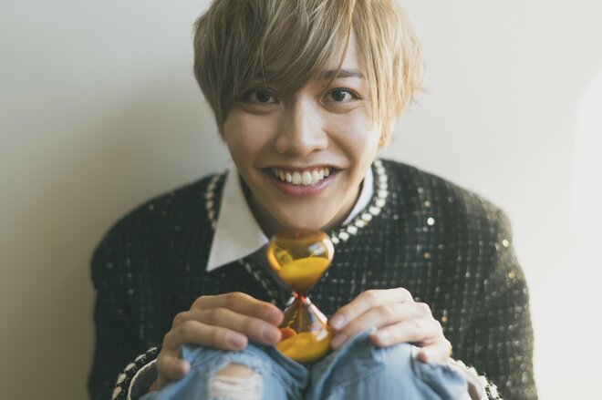 松井奏　撮影／冨田望　ヘアメイク／大森創太（IKEDAYA TOKYO）（10/10）